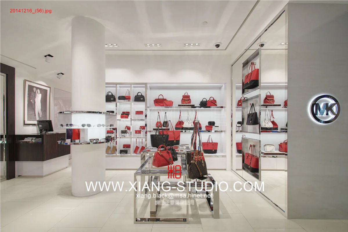 MICHAEL KORS 曼谷機場｜精品店鋪、櫥窗與展示空間攝影・照片 2