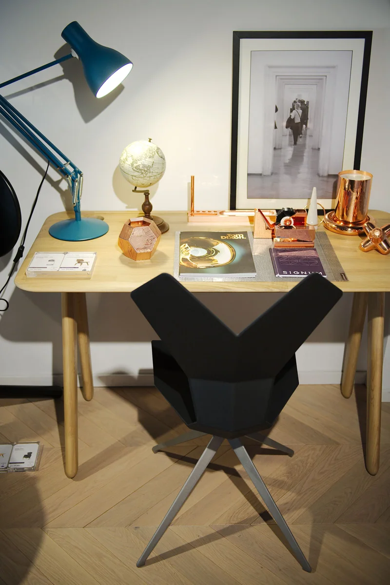 Furniture Showroom, Macau — Retail displays and shared-space photography — photograph 2