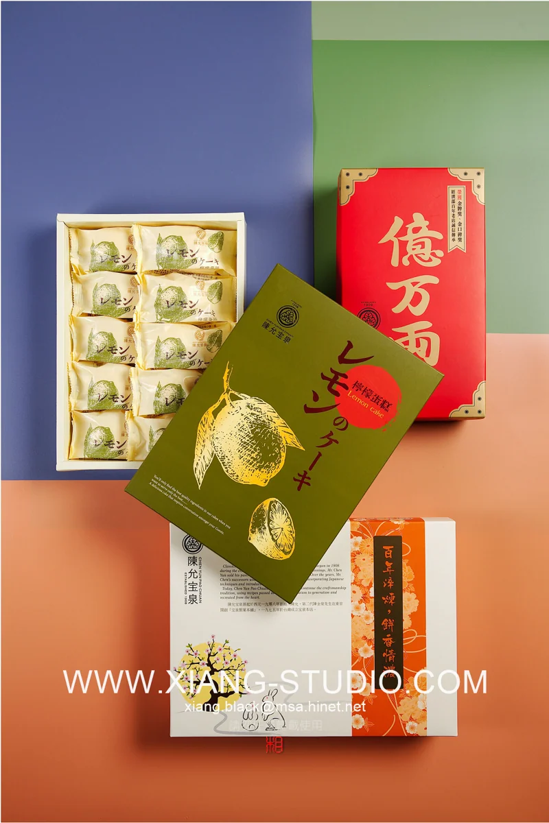 餐飲攝影｜側光讓表面的酥脆、醬汁的光澤與食材的紋理浮現；俯拍呈現擺盤秩序，低角度則保留層次與厚度。從一只盤子到整張餐桌，先讓眼睛感受食物。・照片 10