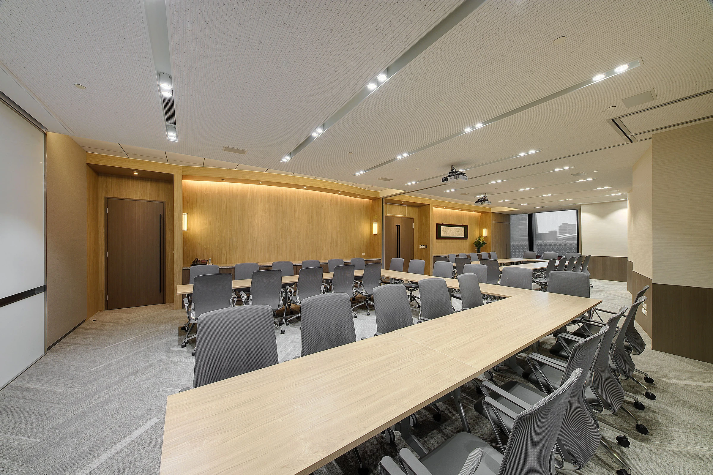 Tsar & Tsai Law Firm, Breeze Nanshan — Corporate workplace and shared-space photography — 2